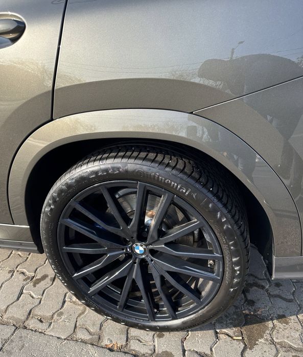 Vand jante BMW originale pe 22 (detin si cauciucuri de vara folosite un an)