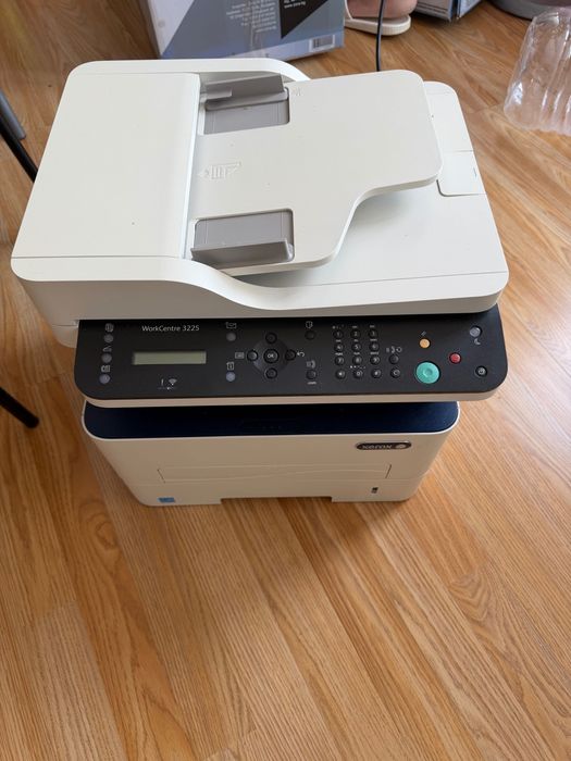 Принтер Xerox 3225