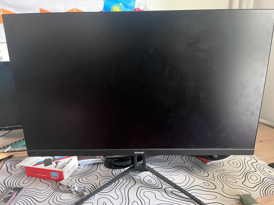 Мониторы Sanc, Samsung, Benq