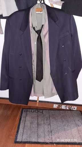 Costume.  Set complet pentru  ocazii, si nu numai!