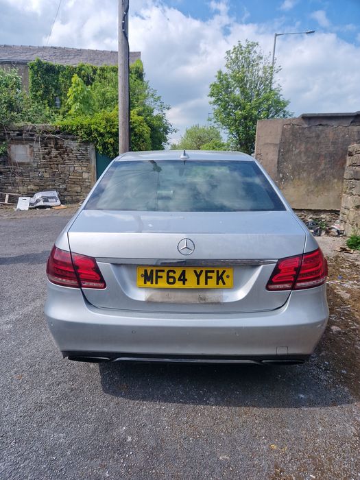 Vand  sau dezmembrez mercedes w212 e class facelift fata , spate