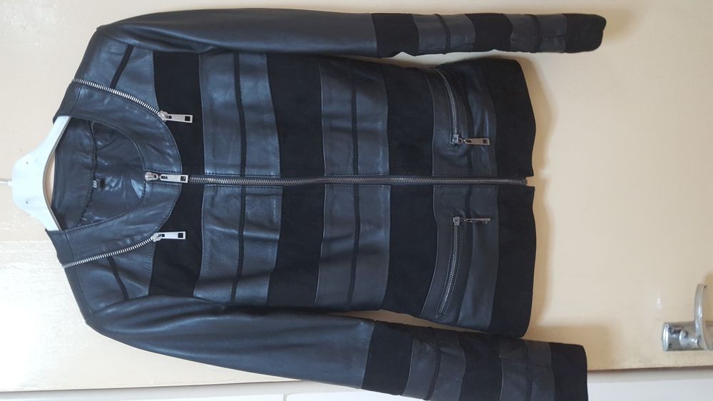 Geaca/ jacheta piele in dungi