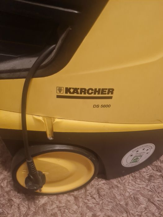 Пылесос почти новый Karcher водяной