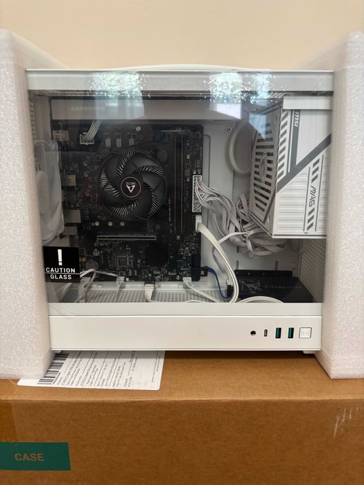 Настолен компютър Desktop PC