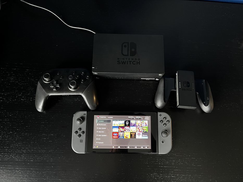 Nintendo Switch 256gb + про контролер