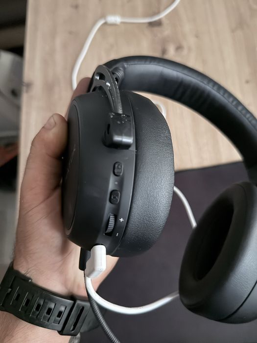 Vand mouse gaming si casti