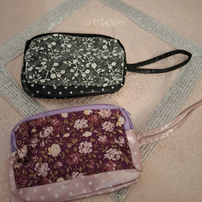 Лот     Портмонета