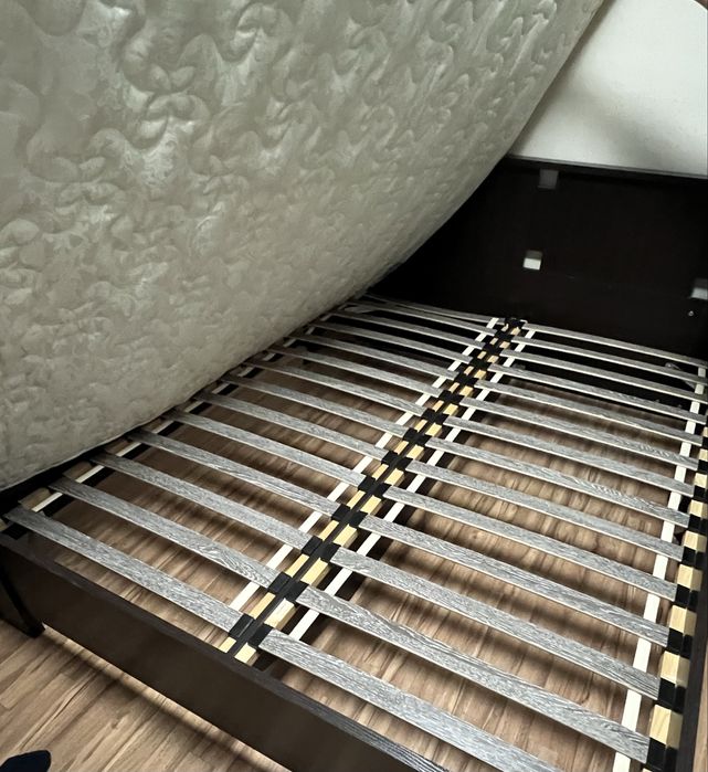 Кровать 2-х спальняя с матрасом