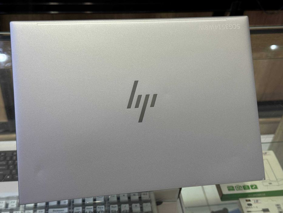 HP ZBook Firefly 14 G10 Core i7-1365U ram 12 ssd 512 RTX A500 4gb
