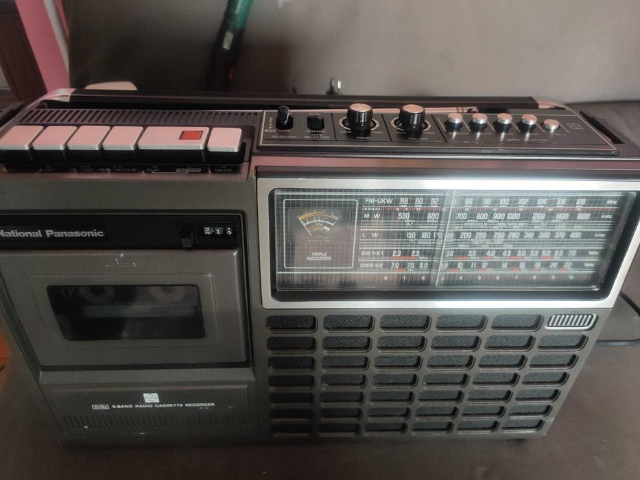 National Panasonic RQ 554LDS Radiocasetofon vintage Oradea • OLX.ro