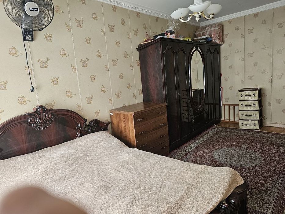 Гофур Гулом метро 3хонали Оилага