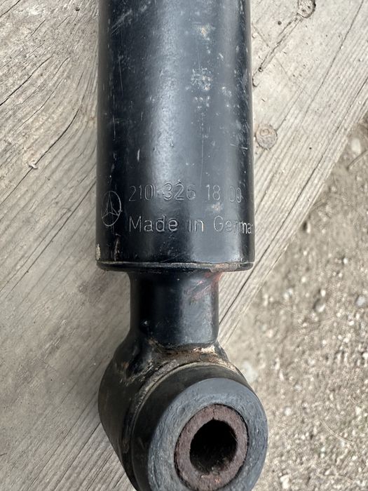 Амортизаторы мерседес W210