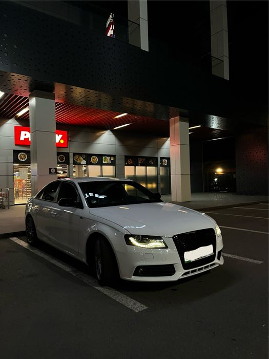 Audi.        A4b8