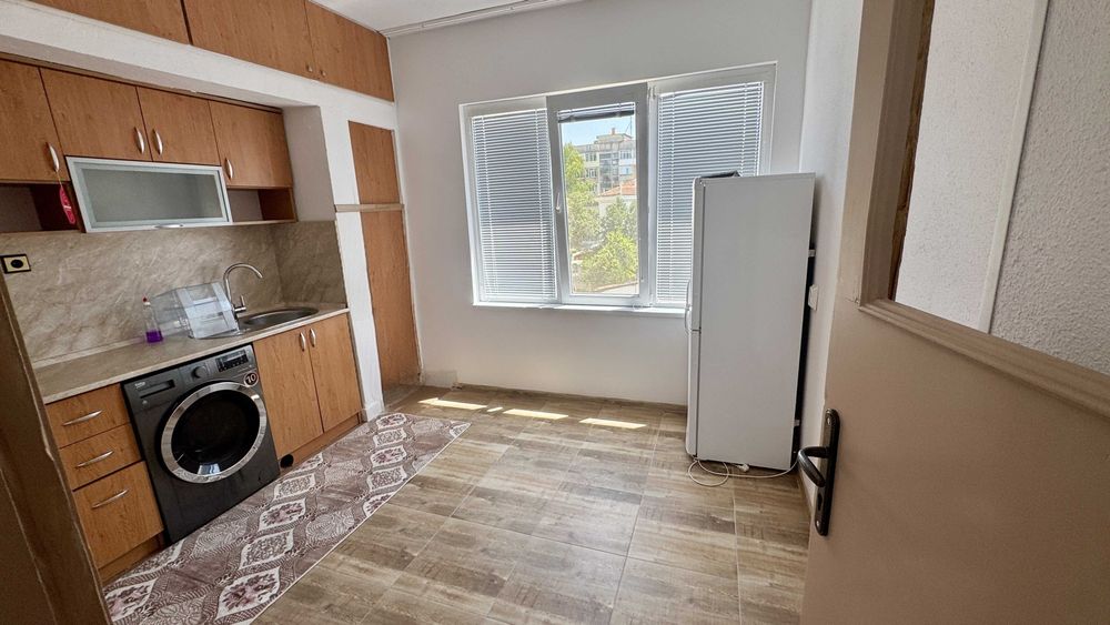 Дава се под наем Двустаен апартамент в Разград, Лудогорие - 77 кв.м за 407.49 € - Снимка #5