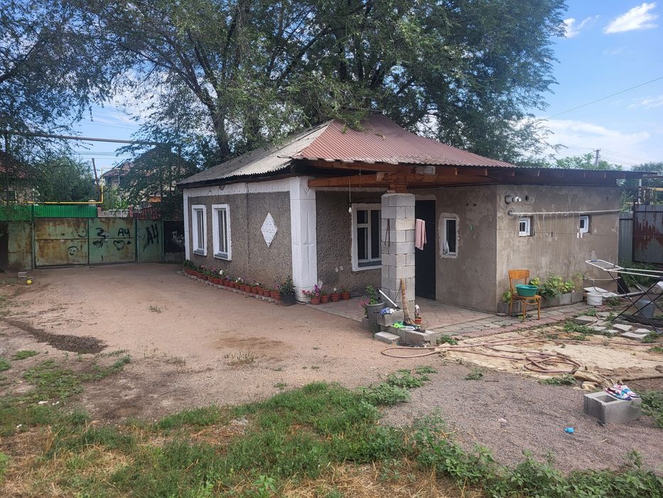 Жилой небольшой  дом