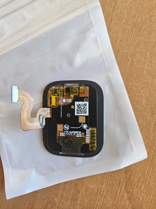 LCD дисплей с тъчскрийн и дигитайзер модул за спортен часовник Huami Amazfit GTS 2E A2021