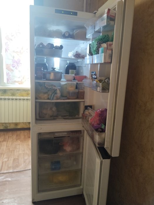 Продам холодильник lG
