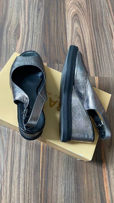 Женская коженный летняя босоножки