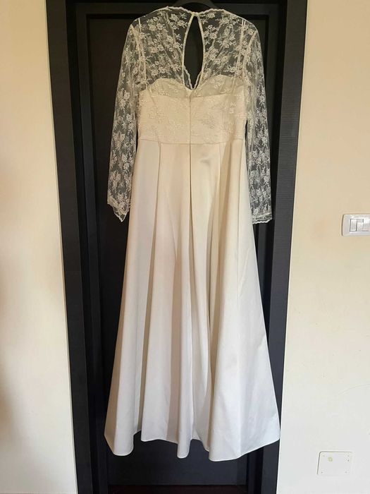 Rochie mireasa nouă
