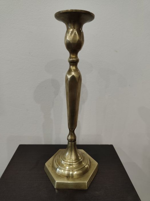 Старинен масивен свещник от лят бронз/месинг – 23 см