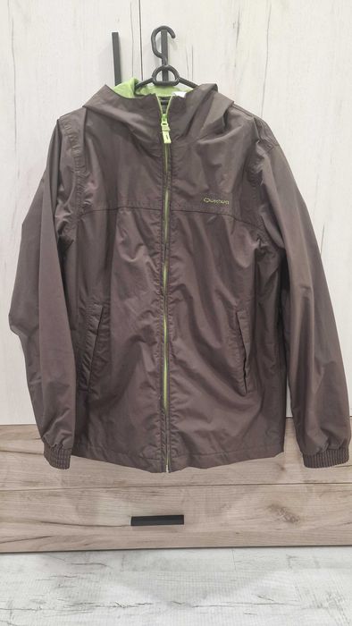 Ново Яке S/M размер Ветровка