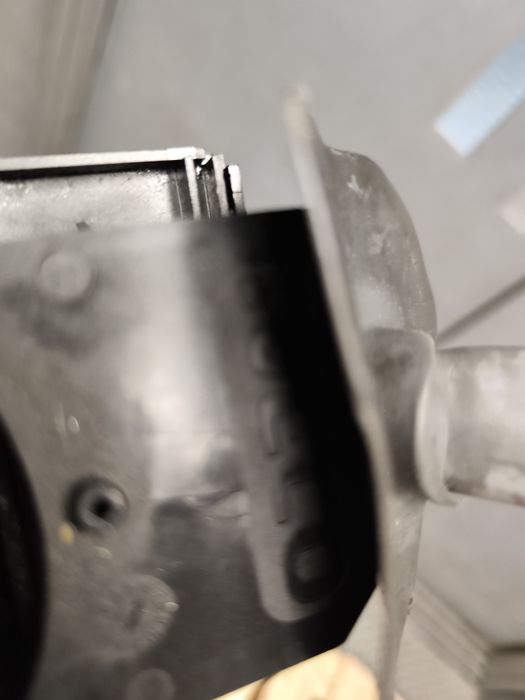 Превключвател на кормилната колона (пеперуда)