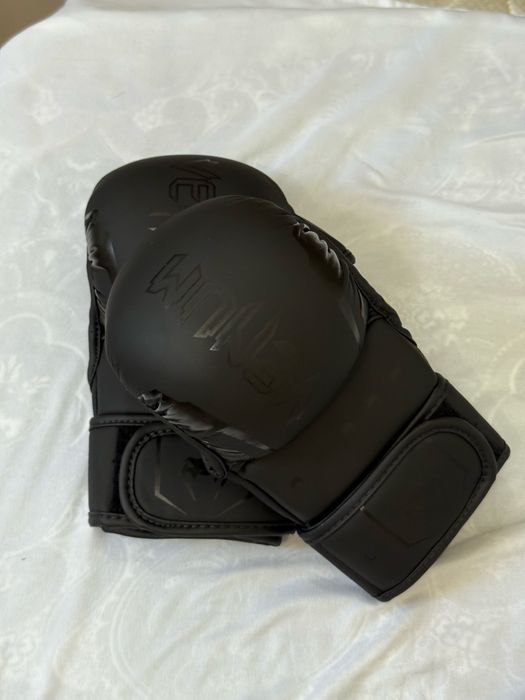 Перчатки черепашки Venom