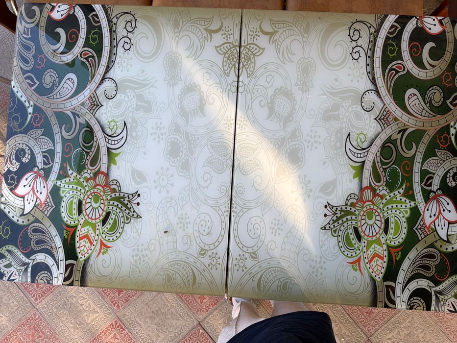 Продам кухонный стол