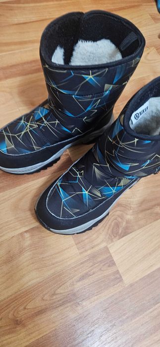 Продам зимние сапоги на мальчика
