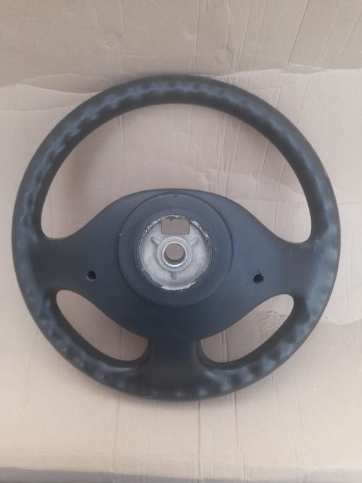 Vînd volan logan 2008*