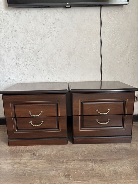 Продам спальный гарнитур