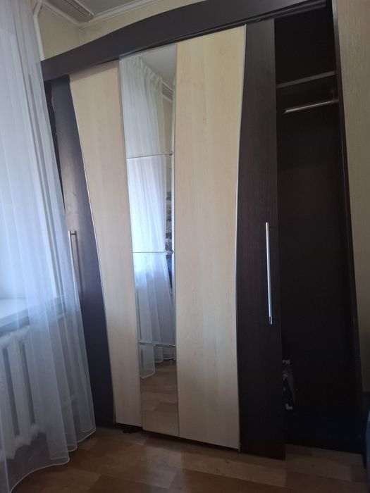 Шкаф от спального гарнитура