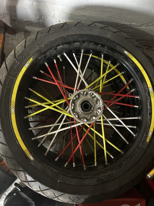 Suzuki DRZ 400 SM