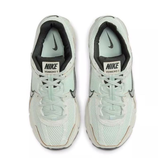 Nike Zoom Vomero 5