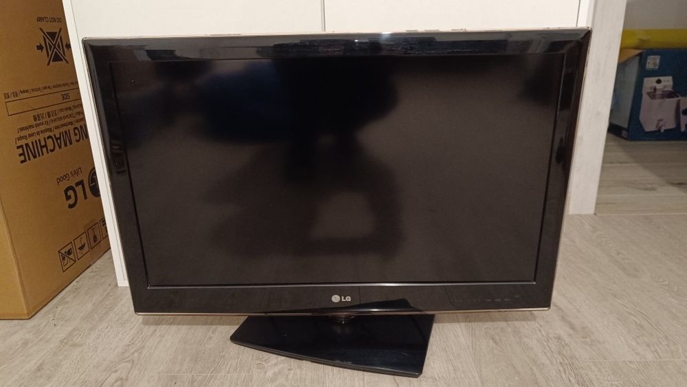 Televizor LG 32 inch, 81 cm