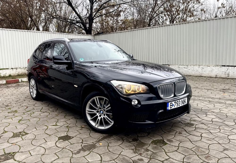 Vand BMW X1 2.3d xDrive Tracțiune Integrala Pachet M
