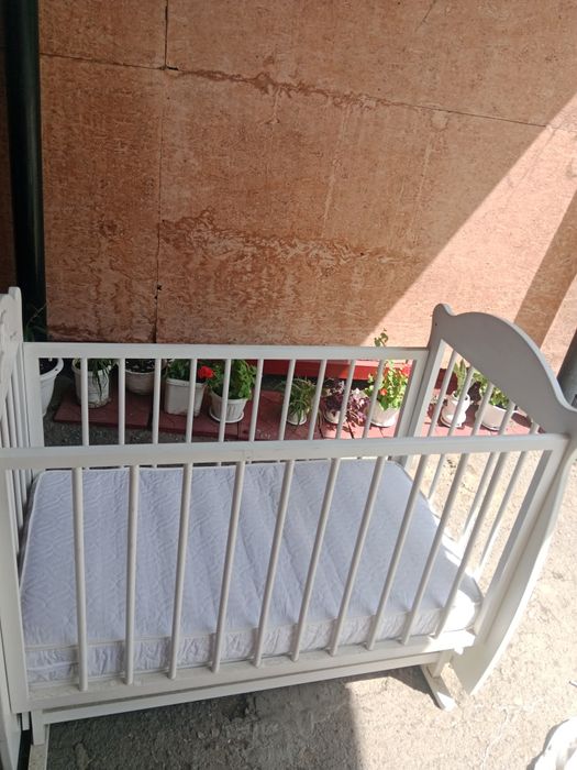 Продам манежку в хорошем состоянии