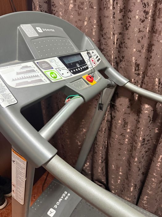 Bandă de alergare în stare excelentă