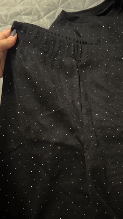 Alessa – атрактивен дамски сет в черно покрит с блестящи камъни