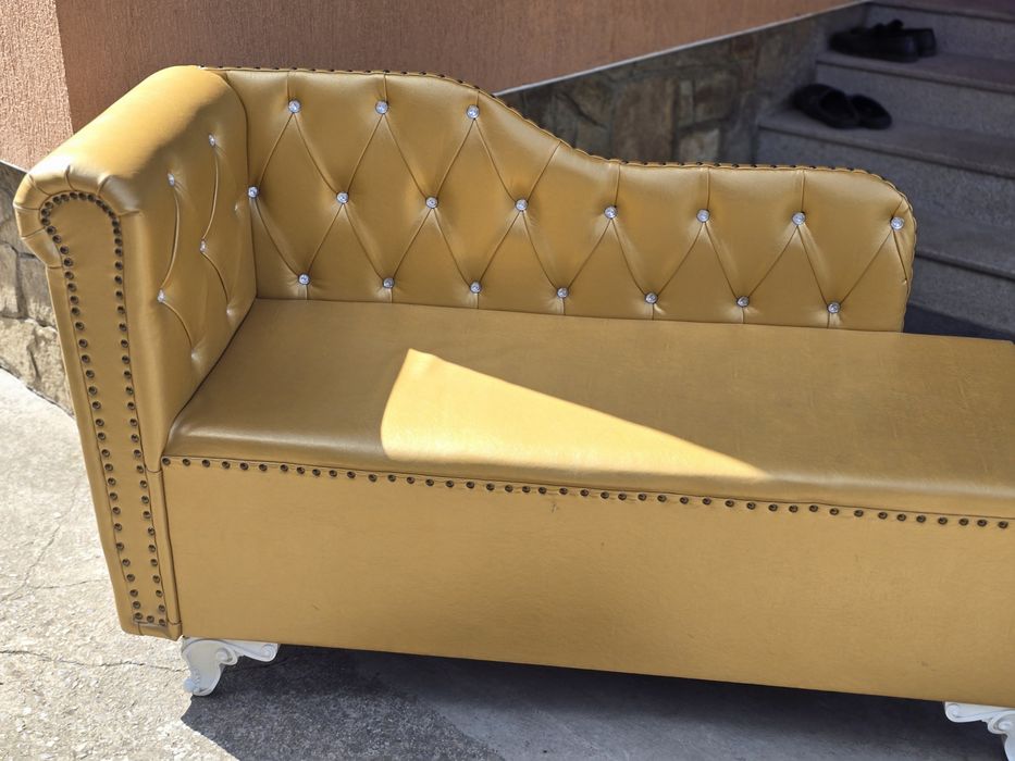 Красиво Диванче Барок