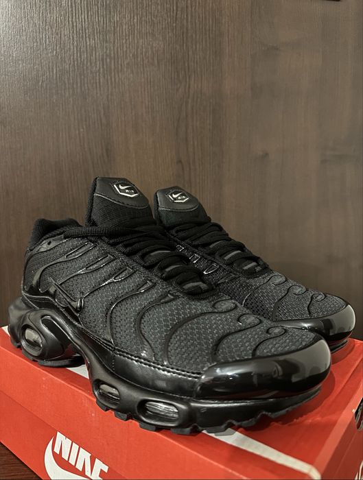 Nike Air Max Plus Triple Black - 40,41,42,43,44,45,46