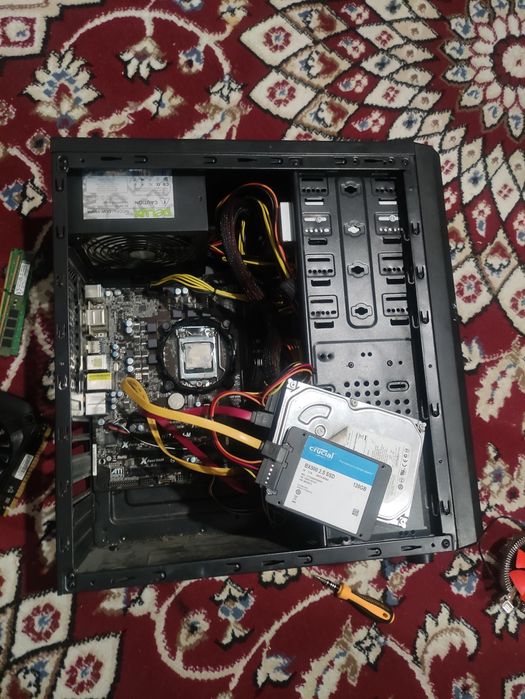 Продам комплектующие от компьютера