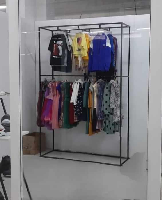 Стойка,рейлы ,вешала ,стеллаж