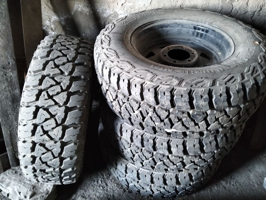 33 дюйма. Резина на дисках