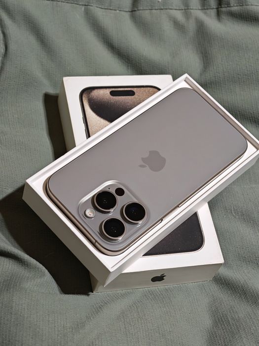 iPhone 15 Pro 256 gb ёмкость 90