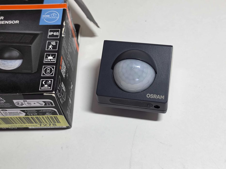 Senzor de miscare inteligent OSRAM SMART+ Wi Fi, IP65, cu incarcare solara