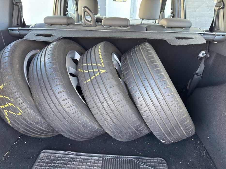 Dacia lodgy 1.2 tce laureate  / rate