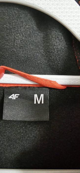 Geaca vânt 4F rosu cu negru