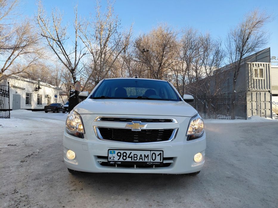 Продам новую машину пробег 8000