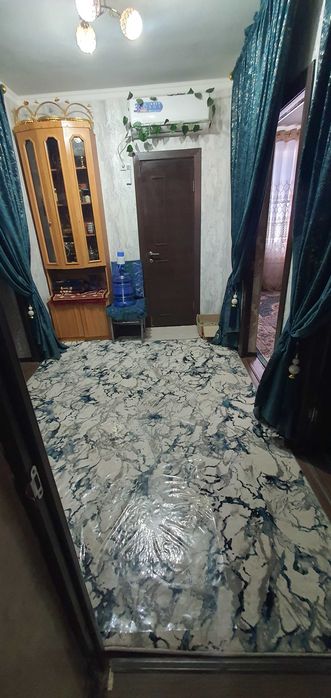 3 xonali Uy sotiladu